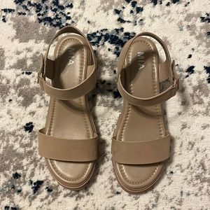 MIA size 10 sandals with a block heel in stone color.